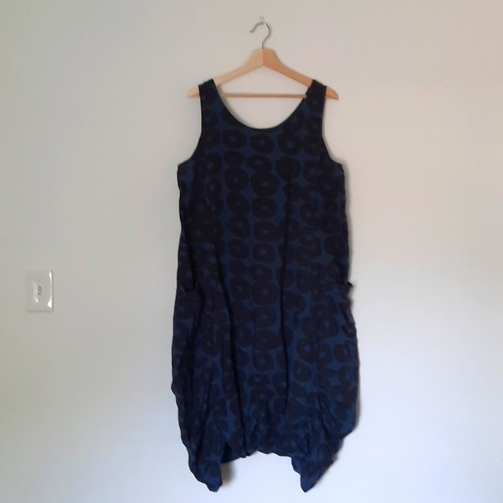 Linen dress by Lousje and Bean